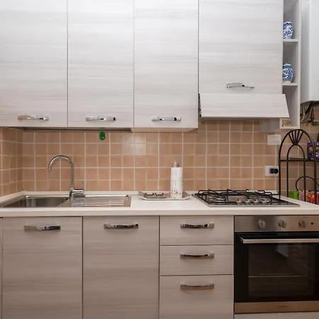 Confort Three - Citra 011015-lt-2460 Appartamento La Spezia